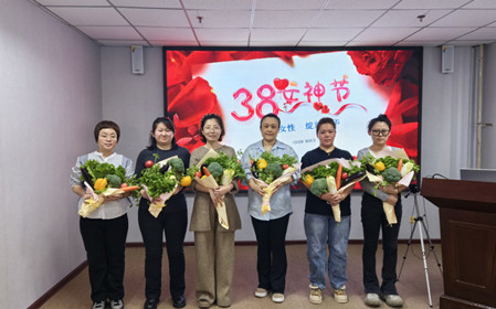 標題：“三八”綻放芳華  共赴春日之約
瀏覽次數：942
發表時間：2025-03-07
